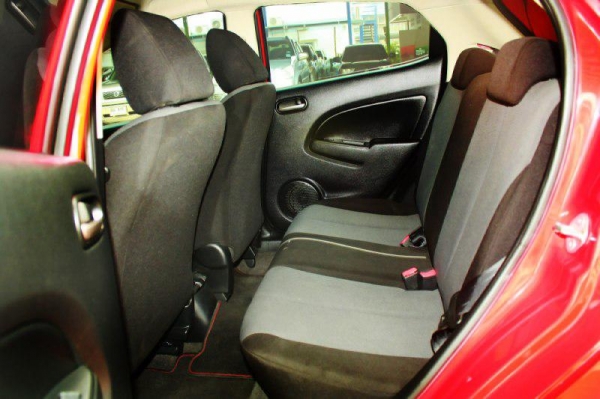 MAZDA 2 5Dr 1.5 AT ปี 2010 MAZDA 2 5Dr 1.5 AT ปี 2010