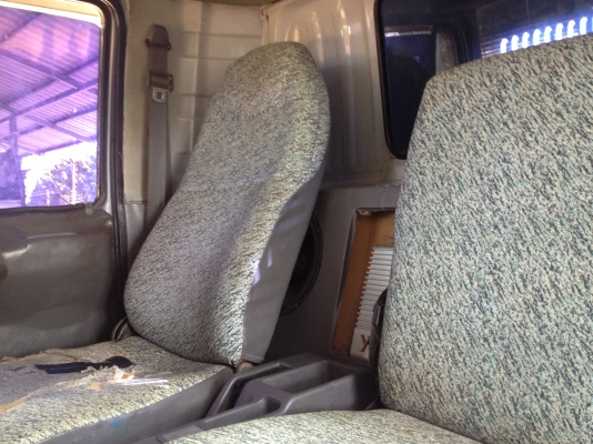 ขายFC4J ปี40รถห้างแท้ เครื่องเกียร์เดิมแอร์เย็น เครื่องดี คัทซีสวยกระบะเนียม