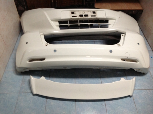 ขายกันชนหน้าหลังJAZZ มือสองสีขาว ราคาโคตรถูก