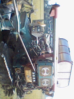 ขายรถเกี่ยวข้าว ช่วงล่าง12HT ปั้มDIKIN23  เครื่อง185เทอร์โบ อู้มปรับระดับ ทอ่ส่งข้าวขึ้นอุ้มแบบแท่งข้าง  ราคา530000