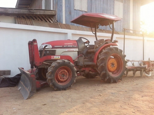 ยันร์ม่า 352 t ex ใบมีด ผาน 5 สภาพเดิมๆใช้งานใด้ปรกติ