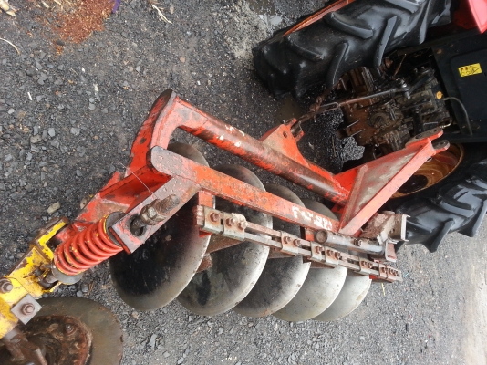 ยันร์ม่า 352 t ex ใบมีด ผาน 5 สภาพเดิมๆใช้งานใด้ปรกติ