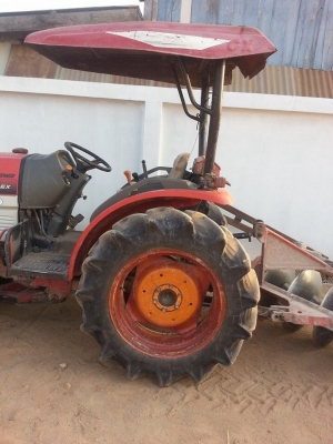 ยันร์ม่า 352 t ex ใบมีด ผาน 5 สภาพเดิมๆใช้งานใด้ปรกติ