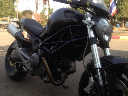 ธารนนทบุรี//ขาย ducati monster 696 ปี2010 สวยๆเครื่องสมบูรณ์มากครับ อินวอยท์+ส.พ.มแท้ ราคา245,000บาท