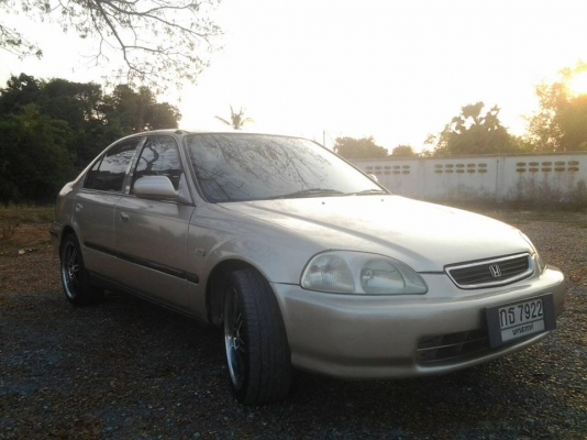 CIVIC EK(ตาโต)หัวฉีด AT+GAS พร้อมใช้ ABS / AIRBAG ตัวท๊อป