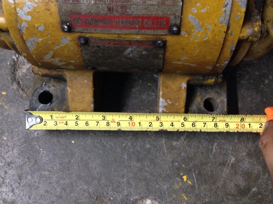 ขายมอเตอร์เขย่า Hayashi ขนาด 1/3 HP. 380V made in Japan สภาพดีเดิมๆ พร้อมใช้งาน มี 2 ตัวครับ