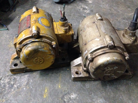 ขายมอเตอร์เขย่า Hayashi ขนาด 1/3 HP. 380V made in Japan สภาพดีเดิมๆ พร้อมใช้งาน มี 2 ตัวครับ