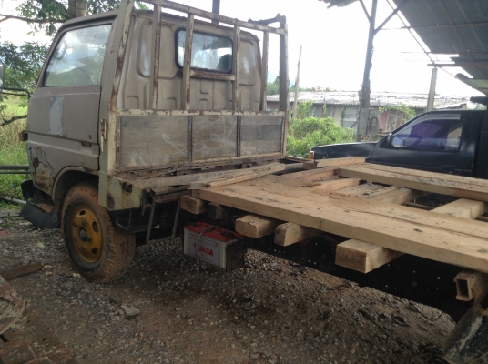 ขาย หกล้อเล็ก  ไดน่า