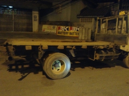 ขาย หกล้อเล็ก ไดน่า ขาย หกล้อเล็ก ไดน่า