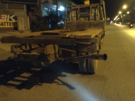 ขาย หกล้อเล็ก ไดน่า ขาย หกล้อเล็ก ไดน่า