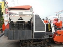 ลดราคา 260.000บาท รถเกี่ยวคูโบต้า  DC-60 สภาพดีพร้อมใช้งาน