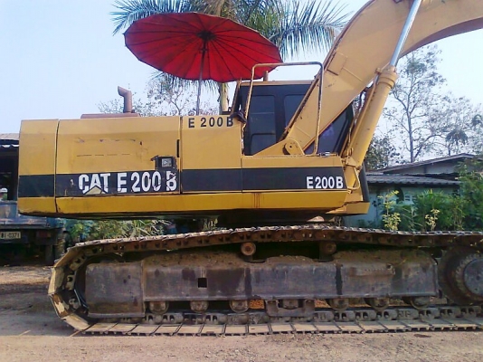 รถแบคโฮ CAT E200 B รถสวย ราคาต่อรอง