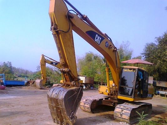 รถแบคโฮ CAT E200 B รถสวย ราคาต่อรอง