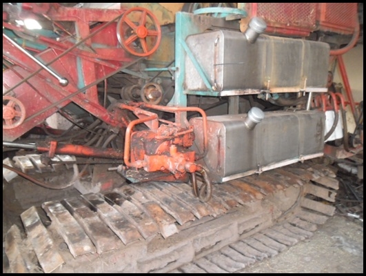 รถเกี่ยวข้าว ไทยประดิษฐ์ ขายด่วนๆ ร้อนตูด