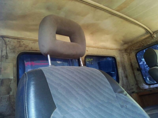 รถฮีโน่ 10 ล้อดั้ม F17  168 แรงม้า.  สนใจติดต่อ 081 - 6079515