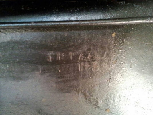 รถฮีโน่ 10 ล้อดั้ม F17  168 แรงม้า.  สนใจติดต่อ 081 - 6079515