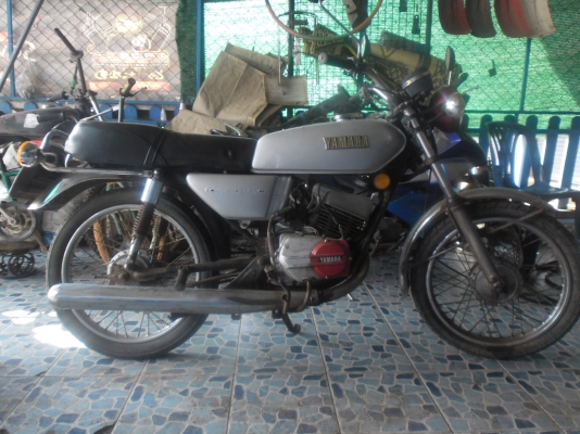 ขายRx100 เครื่องดีครับรถจดทะเบียน 2520 ลดราคา 7500