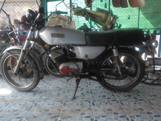 ขายRx100 เครื่องดีครับรถจดทะเบียน 2520 ลดราคา 7500