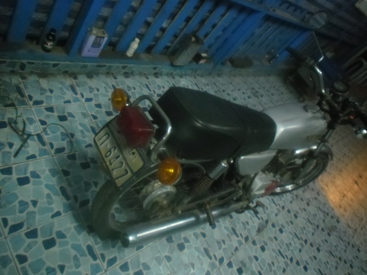 ขายRx100 เครื่องดีครับรถจดทะเบียน 2520 ลดราคา 7500