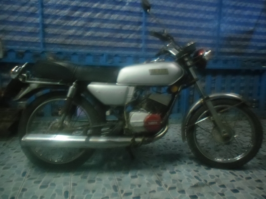 ขายRx100 เครื่องดีครับรถจดทะเบียน 2520 ลดราคา 7500