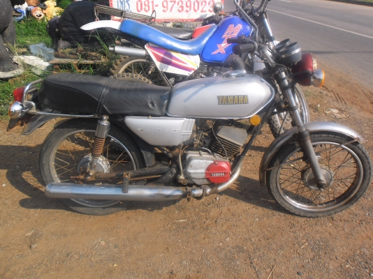 ขายRx100 เครื่องดีครับรถจดทะเบียน 2520 ลดราคา 7500