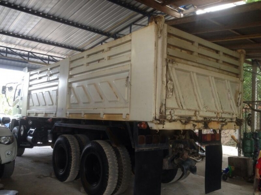 รถอีซูซุ 10 ล้อดั้ม FXZ  270 แรงม้า. ปี 47  ( ปลายปี. )  สนใจติดต่อ 081 - 6079515