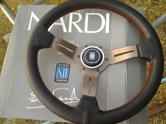 พวงมาลัยแต่ง NARDI