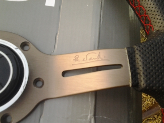 พวงมาลัยแต่ง NARDI