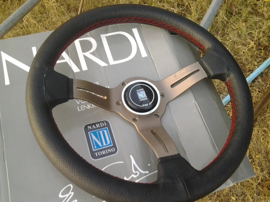 พวงมาลัยแต่ง NARDI