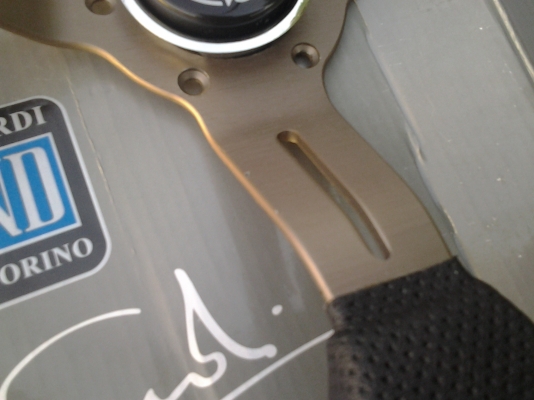 พวงมาลัยแต่ง NARDI