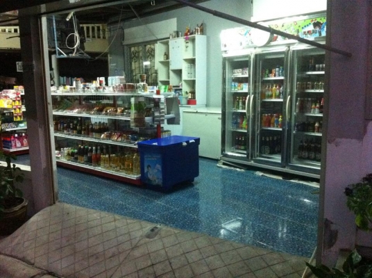 ขายบ้านทาวน์เฮ้าส์หลังมุม ทำเลดีเป็นร้านขายของชำ
