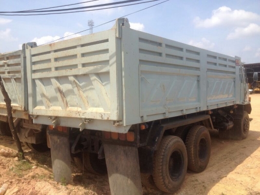 รถอีซูซุ 10 ล้อดั้ม  FXZ 240 แรงม้า.  สนใจติดต่อ 081 - 6079515