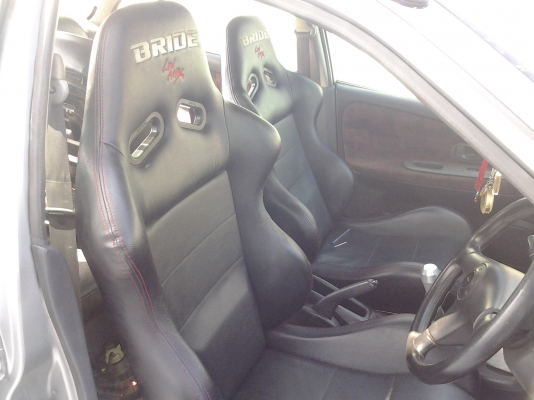 เบาะ BRIDE หุ้มหนัง ใส่ มิตซู ท้ายเบ็น