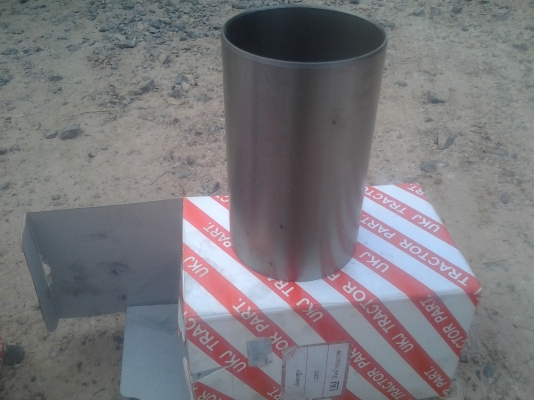 ขายปลอกเสื้อสูบ L 22 คูโบต้า ราคาถูก 3 อัน ขายปลอกเสื้อสูบ L 22 คูโบต้า ราคาถูก 3 อัน