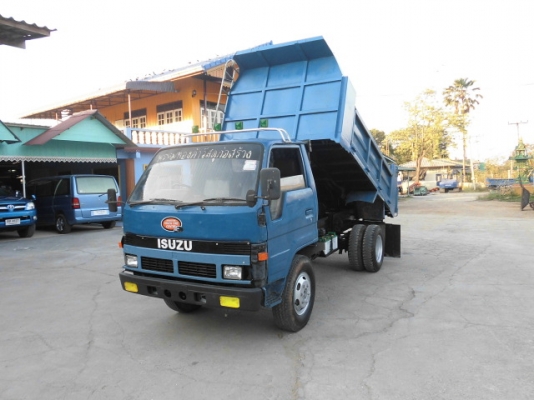 ขายหกล้อดั้มโตโยต้า 88 แรงรถห้าง เครื่องดีคัชซีสวย เอกสานพร้อมโอนครับ