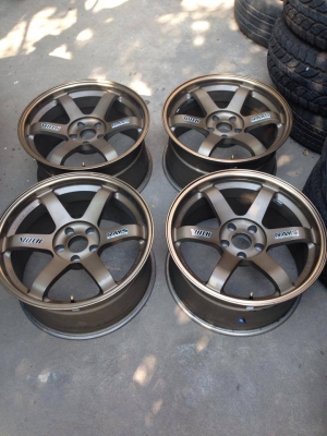 ขายล้อ TE37 ขอบ18 5/114 กว้าง9.5  ออฟ22  ทั้ง4 วง งานเหมือน ราคาถูกแึ่ค่ 15500