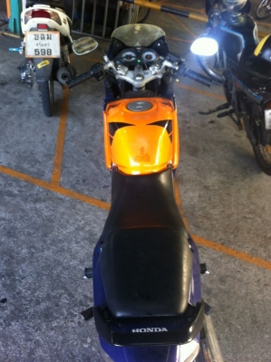 ขาย CBR150เครื่องดี ทะเบียนขาด5ปี มีเล่ม+ชุดโอน ขายตามสภาพ