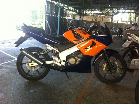 ขาย CBR150เครื่องดี ทะเบียนขาด5ปี มีเล่ม+ชุดโอน ขายตามสภาพ