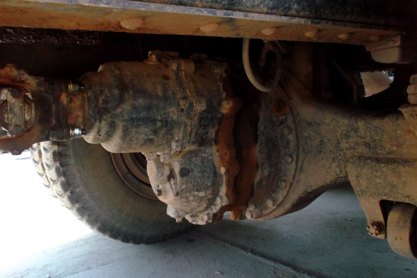 ขายด่วนรถสิบล้อหลงโบFN527TFชีL0425ดรั้มเครือง220แรงม้า