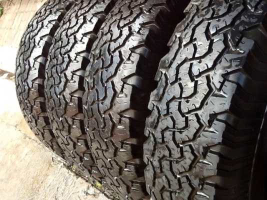 ขายยาง  BF  33 x 10.5 x 15  ....... สวยๆ เชิญครับ