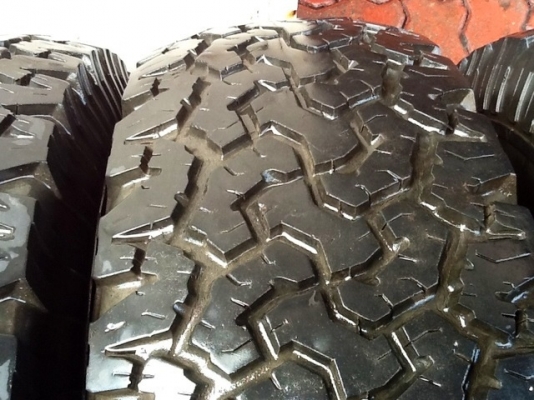 ขายยาง  BF  33 x 10.5 x 15  ....... สวยๆ เชิญครับ