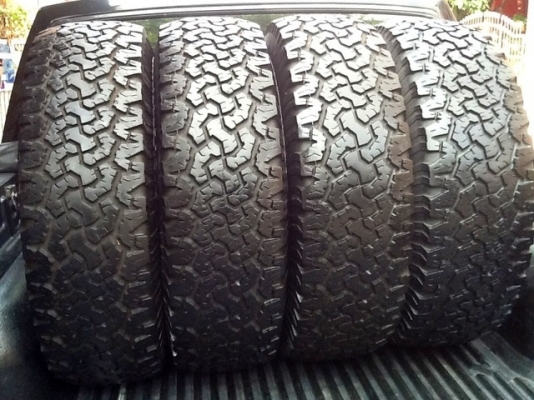 ขายยาง  BF  33 x 10.5 x 15  ....... สวยๆ เชิญครับ