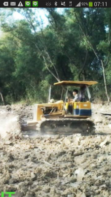 รถแทรคเตอร์ D2 Komatsu