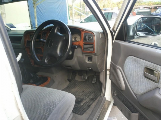 2002อีซูซุดรากอนแวน5 ประตูสุดยอดรถครอบครัว เครื่อง3.0ลิตรเทอร์โบ สภาพสวยงามเรียบร้อย ภาษีเต็ม เอกสารเต็ม พร้อมโอน ขายราคาเบาๆ 145000 ครับ 2002อีซูซุดรากอนแวน5 ประตูสุดยอดรถครอบครัว เครื่อง3.0ลิตรเทอร์โบ สภาพสวยงามเรียบร้อย ภาษีเต็ม เอกสารเต็ม พร้อมโอน ขายราคาเบาๆ 145000 ครับ