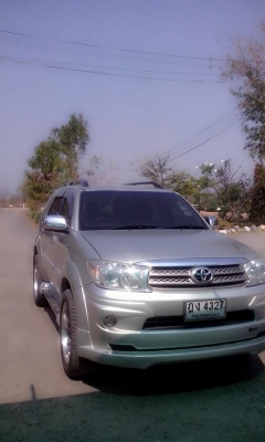รถ TOYOTA  FORTUNER  สภาพสวย สเกิ้ลรอบคัน แม็คขอบ 20&quot; ราคาโดนใจ พิเศษ 770,000 บาท