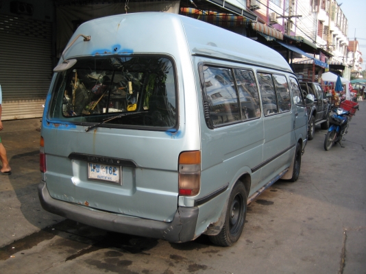 ขายรถตู้ปี 95 เครื่องเดิมดีเซล เบาะ4 แถว ขายรถตู้ปี 95 เครื่องเดิมดีเซล เบาะ4 แถว