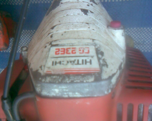 เครื่องตัดหญ้าฮิตาชิพร้อมใช้งาน