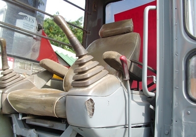 ขายด่วน รถขุด HITACHI EX 220 สภาพสวย