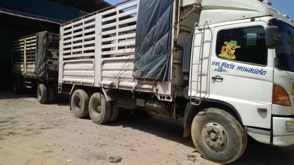 แม่-ลูกไม่ดั้มFM1J+หางพ่วงSMM.... มาพร้อมกันออกห้งป้ายแดง รถเดิมๆอยู่..ปี*2546