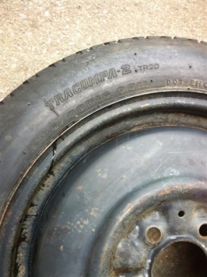 ขายยางเก่า 4เส้น 900 บาทมาก่อนเอาไป